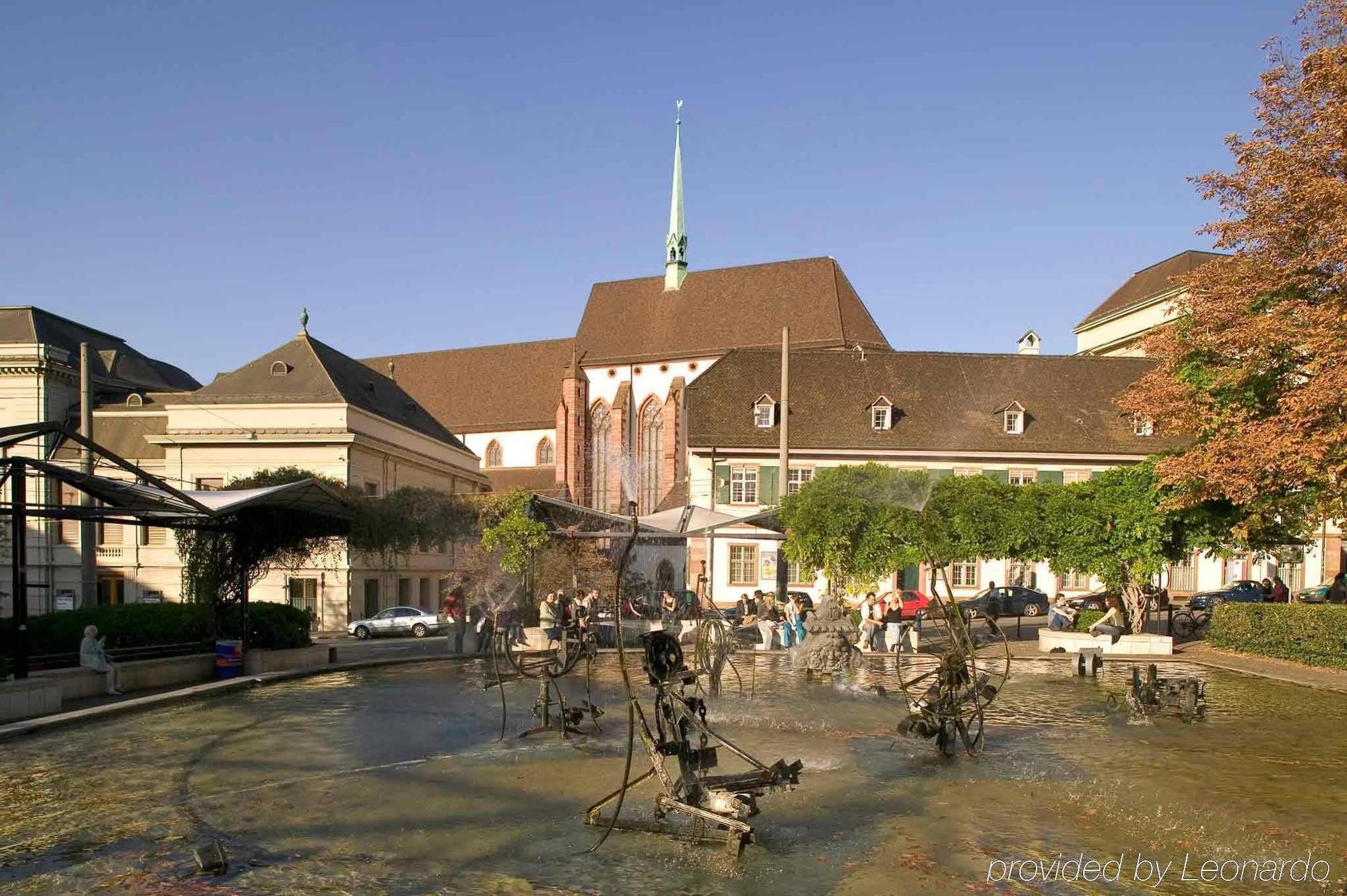 Готель Pullman Basel Europe Екстер'єр фото