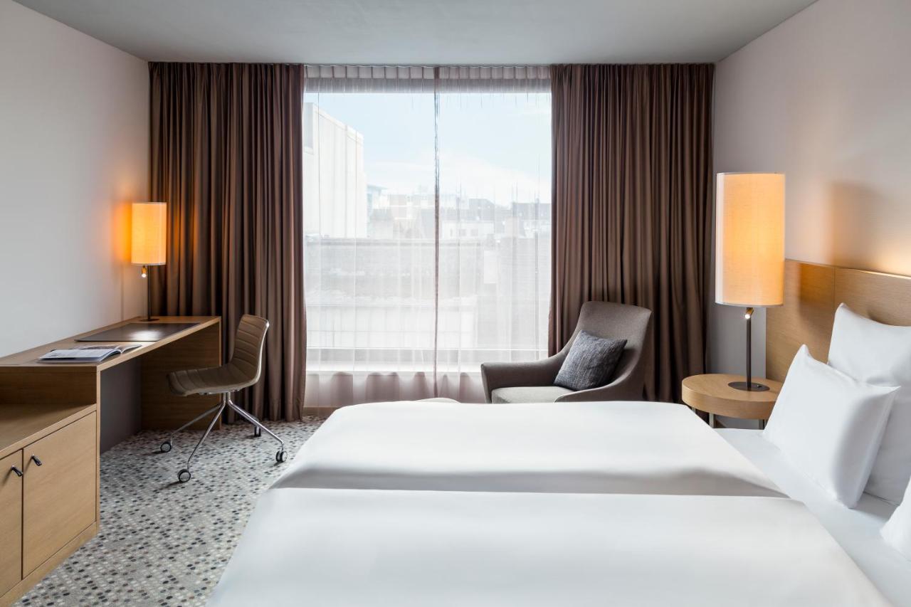 Готель Pullman Basel Europe Екстер'єр фото