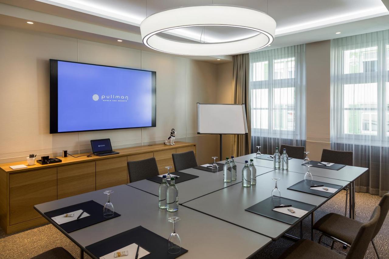 Готель Pullman Basel Europe Екстер'єр фото